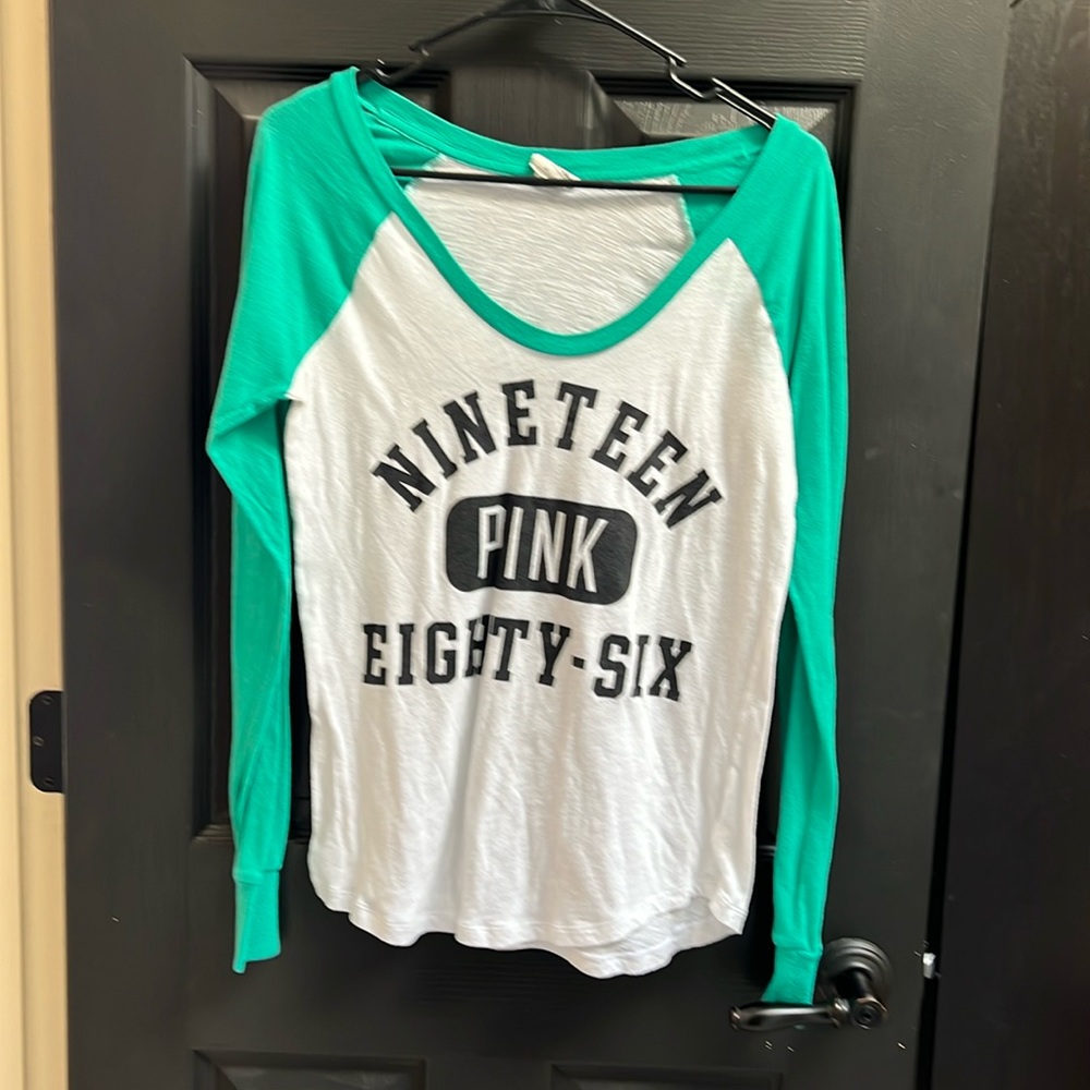 PINK Victoria’s Secret long sleeve shirt
